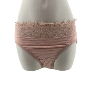 Soma Embraceable High-Leg Panty with Enchanting Lace Womens Medium